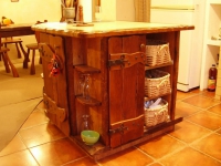 Кухненски шкаф във възрожденски стил